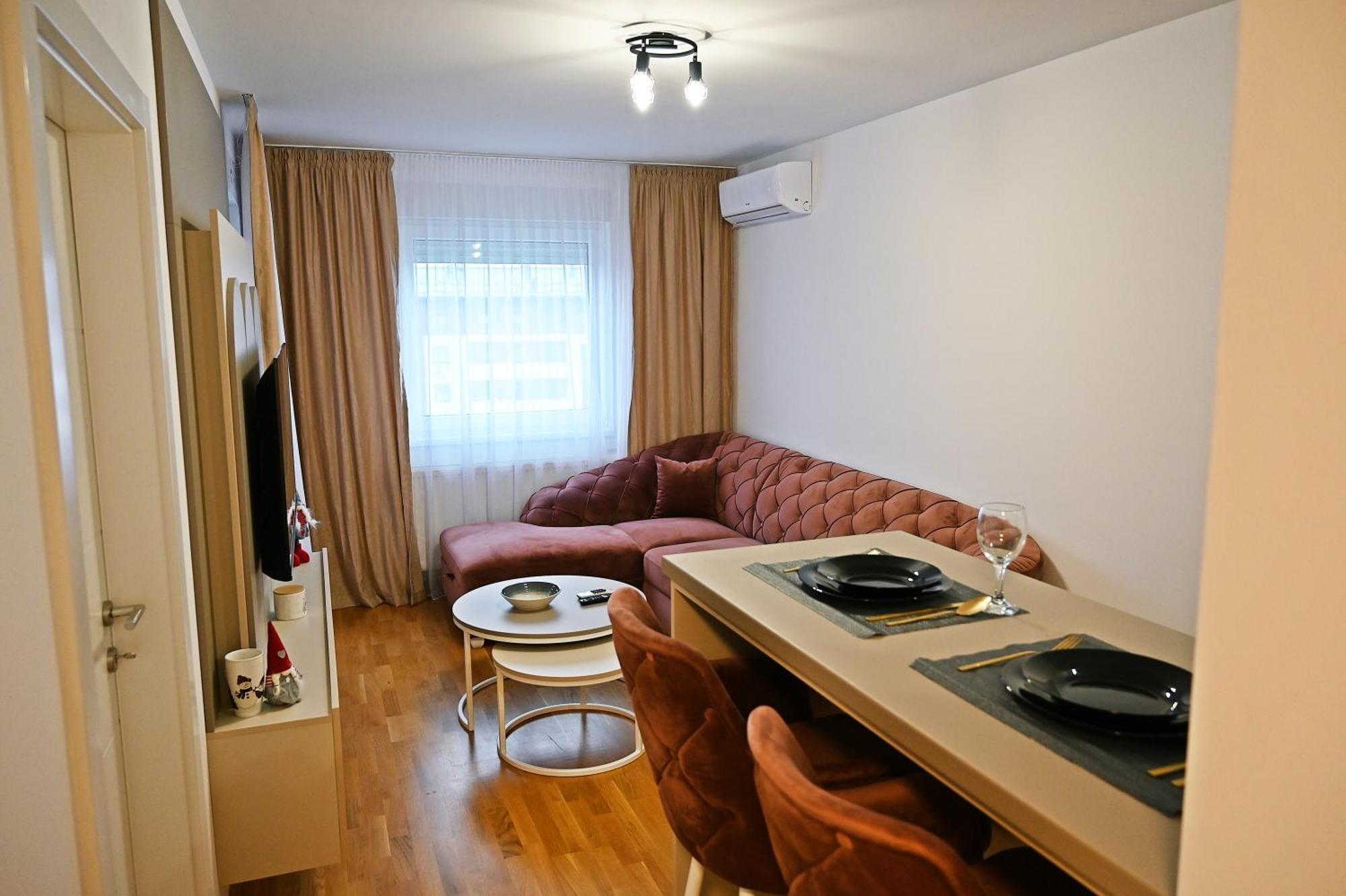 Hedonist Centar 7 Luxury * Doboj
